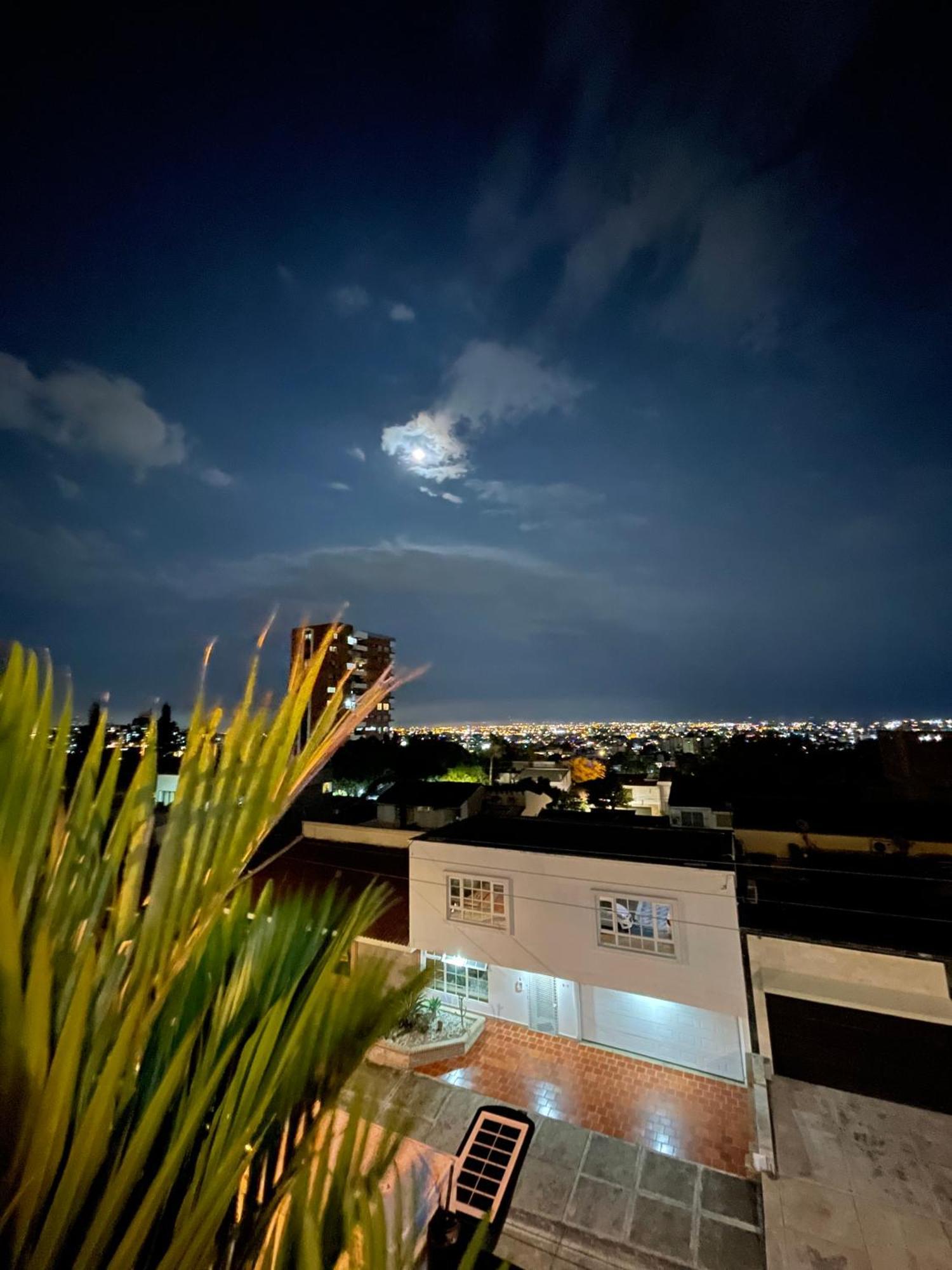 The View Hostel & Lounge Cali Exterior foto