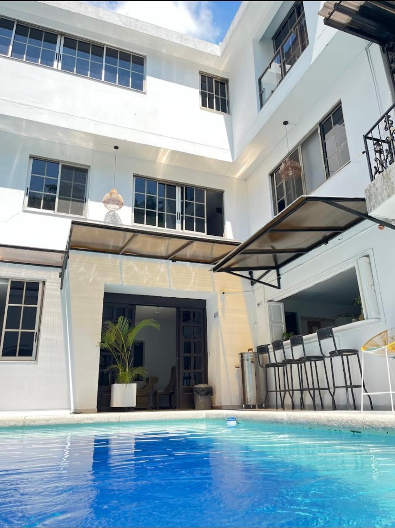 The View Hostel & Lounge Cali Exterior foto