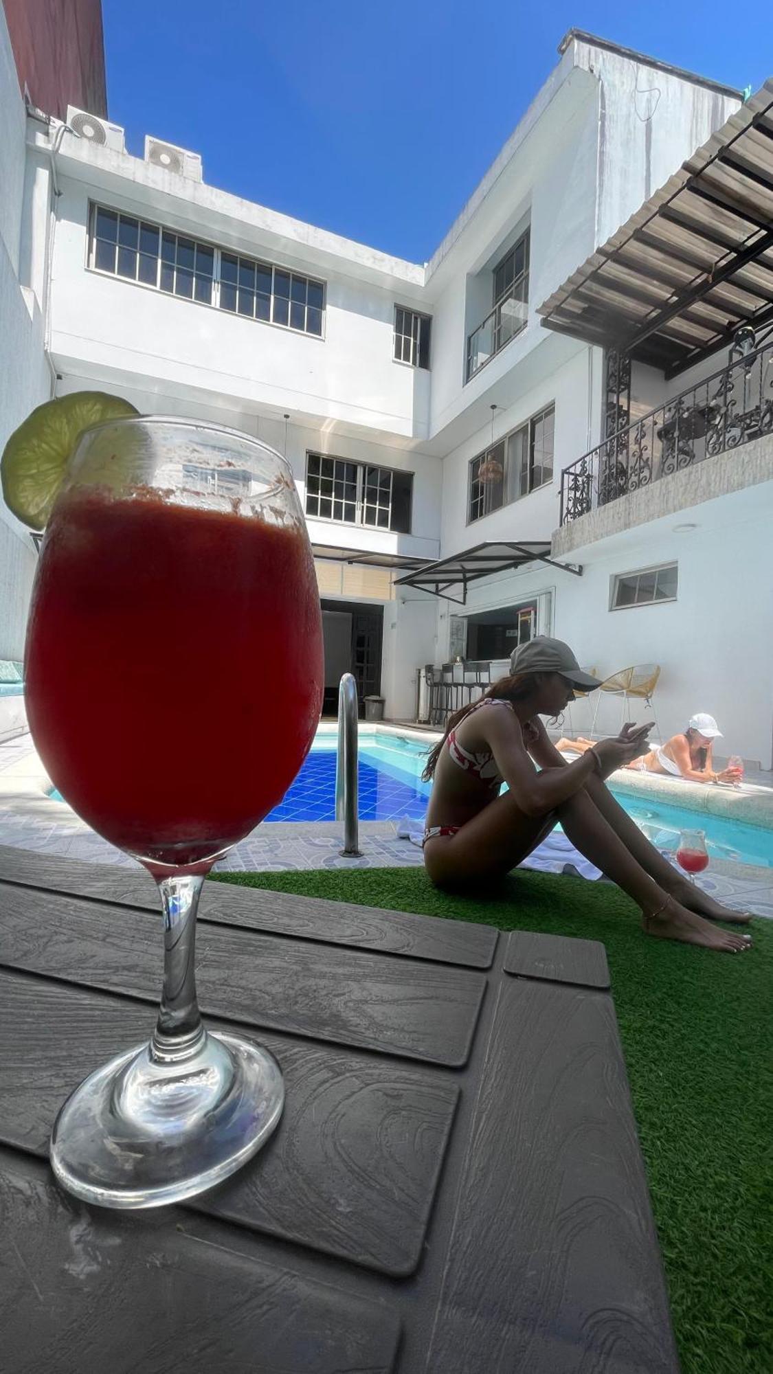 The View Hostel & Lounge Cali Exterior foto
